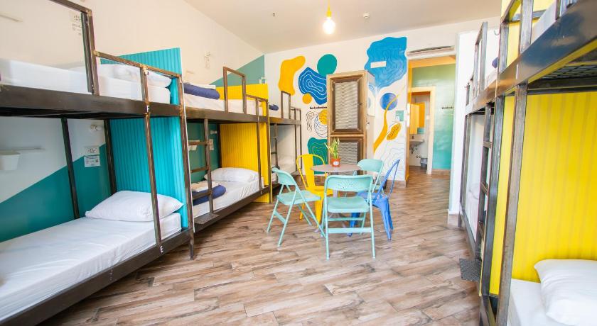 Image of Bed in 8-Bed Mixed Dormitory Room 0