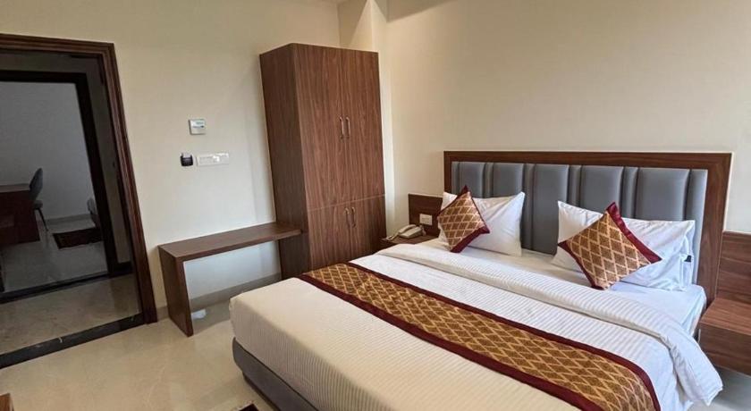 Hotel The Balram - image 28