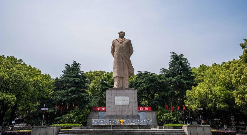 창사 / 장사 Binji Cloud Changsha Wuyi Square Peiyuanqiao Metro 호텔 객실