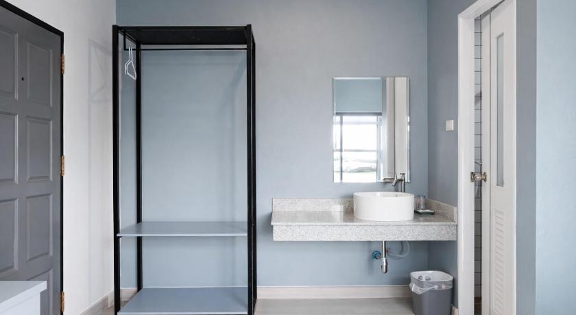 Image of Deluxe Room Balcony 2
