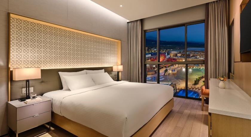 Image of Superior King Room 0