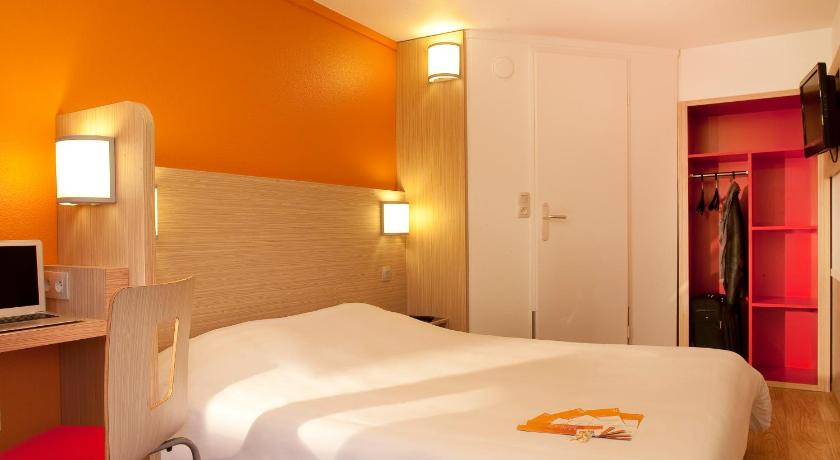 Hotel Premiere Classe Montelimar Les Tourrettes photo