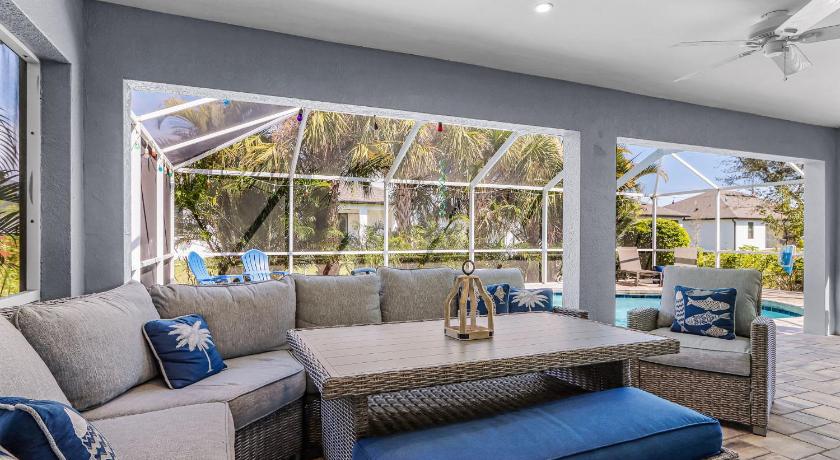 マトラチャ (FL) Cape Coral Home Pool Lanai & Near Gulf Access 4つ星 宿泊施設 ロビー