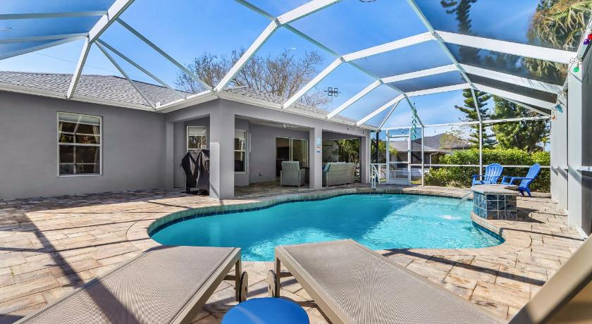 マトラチャ (FL) Cape Coral Home Pool Lanai & Near Gulf Access 4つ星 宿泊施設 ロビー
