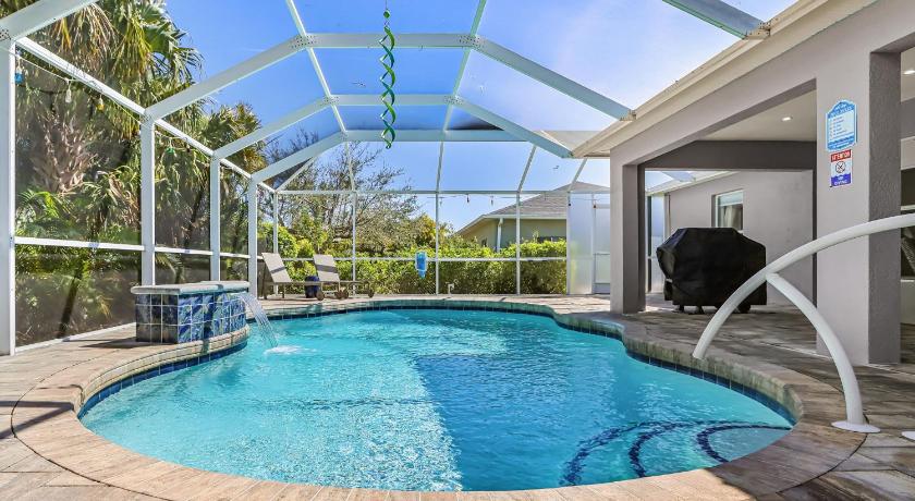 マトラチャ (FL) Cape Coral Home Pool Lanai & Near Gulf Access 4つ星 宿泊施設 外観