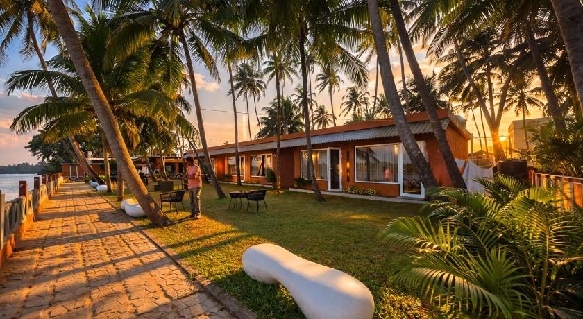 TAM BoSa Beach Retreat
