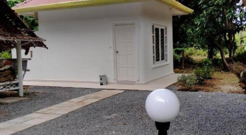 Image of Standard Double Garden View 1