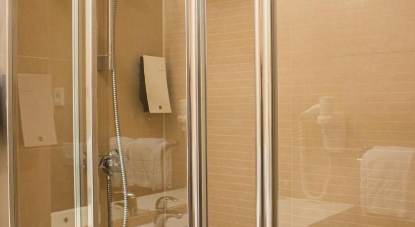 Image of Comfort Triple Room 12
