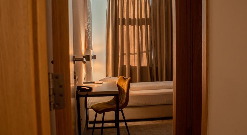 Image of Standard Single Room 14