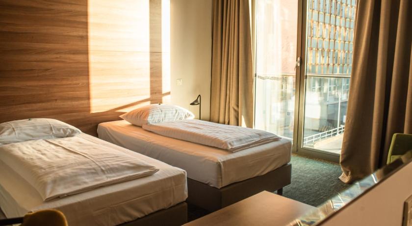 Image of Single Room 0