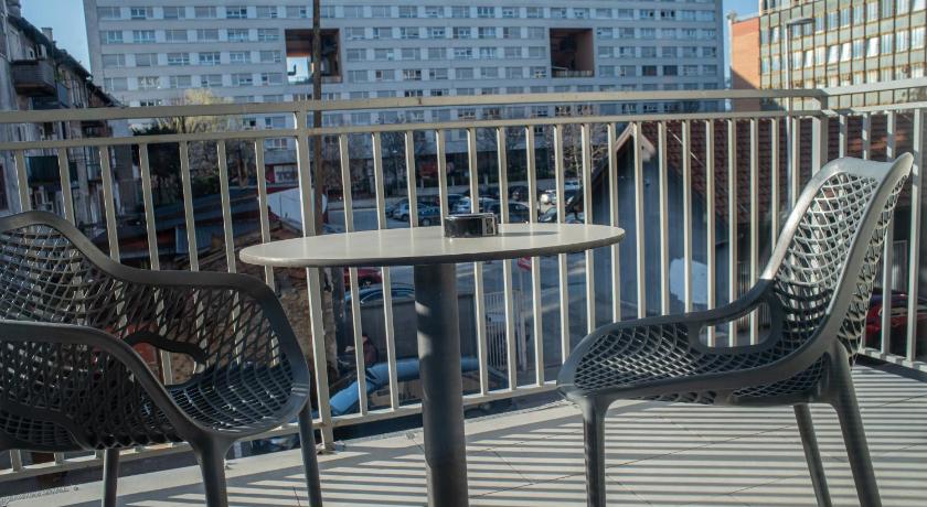 Image of Double Room with Balcony 1