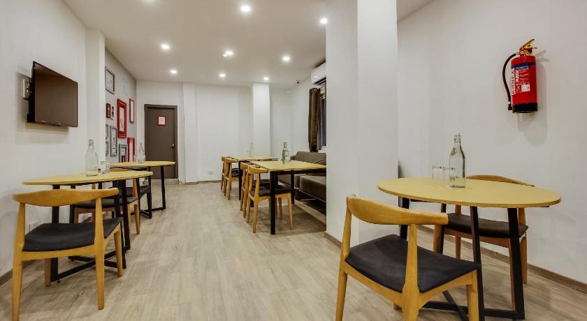 Super Townhouse 359 Begumpet Near Hyderabad Central – Hyderabad, IA