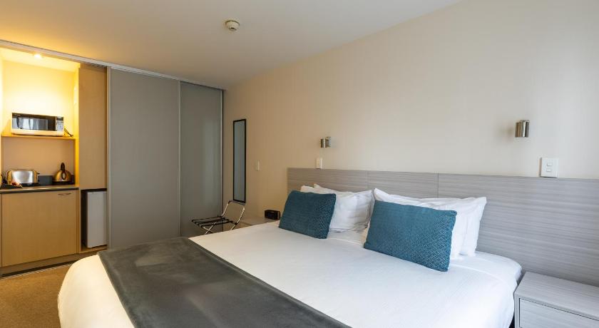 Image of Two-Bedroom Apartment with Two Bathrooms 8