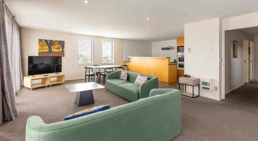 Image of Three Bedroom Apartment 14