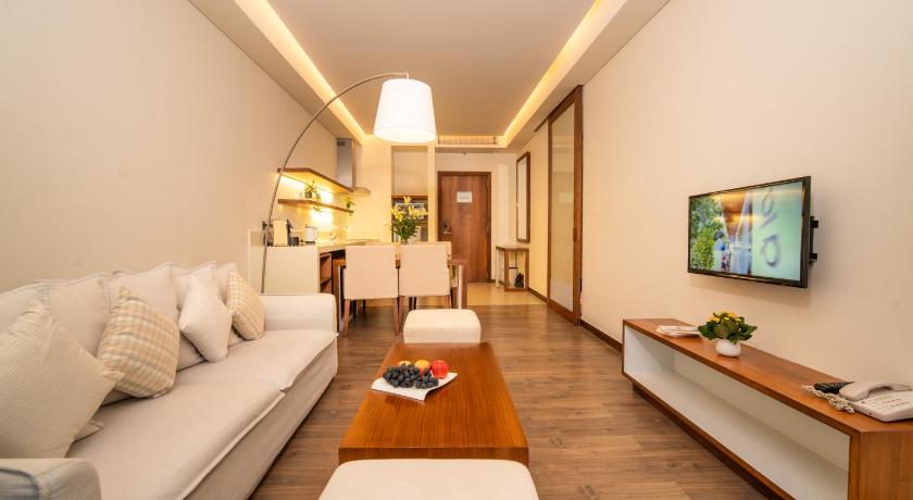 Image of One-Bedroom Apartment with Balcony and Sea View 17