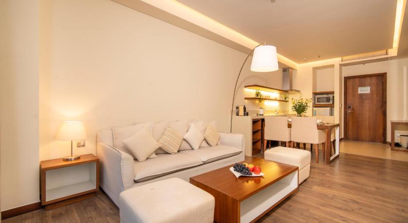 Image of One-Bedroom Apartment with Balcony and Sea View 8