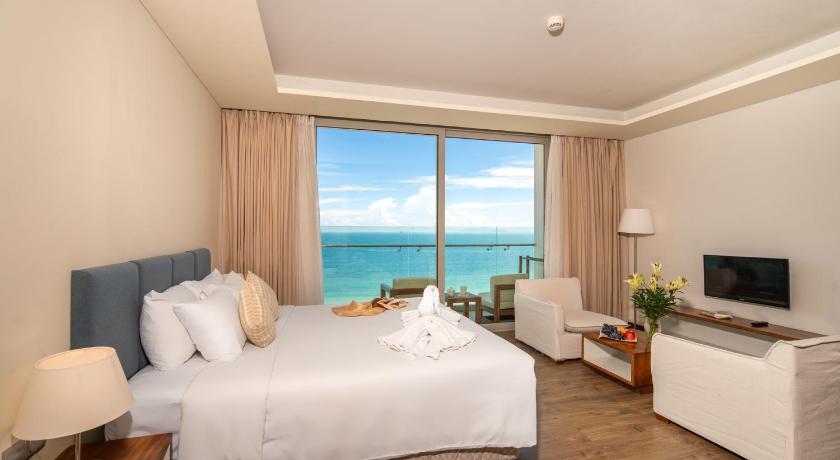 Image of One-Bedroom Apartment with Sea View 8