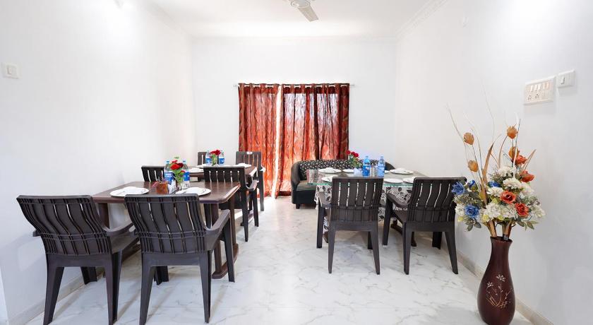 FabHotel Sharvi - image 29