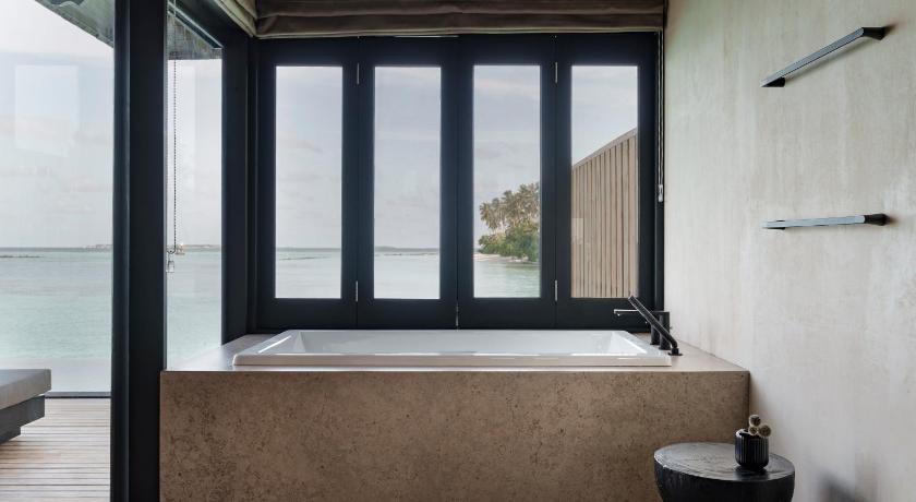 Bilde av Water Villa with Pool - Free Transfer, 2 pax, 7 nights minimum. 2