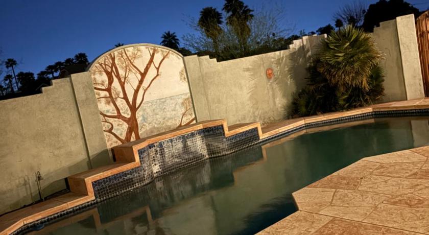 피닉스 (AZ) DIAMOND STUDIO SUITE Full kitchen SWIMMING POOL private gated yard Arts Roosevelt row ASU convention 숙소 객실
