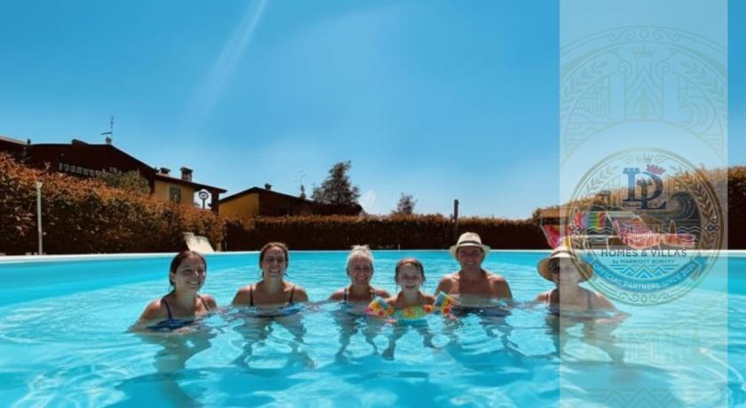 Oasis Apartment with garden and pool DesenzanoLoft Official Partner Homes & Villas by Marriott Bonvo