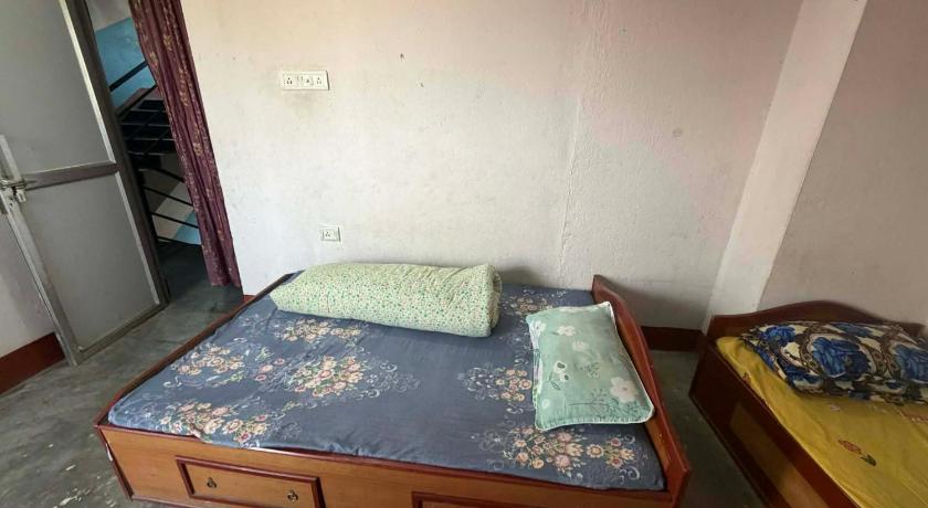 Hotel Moonlight and Lodge in Birtamode — photo 2