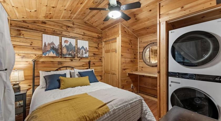 Morganton (GA) The Racoons Nest in Copperhead Lodge 3-Star Accommodation lobby