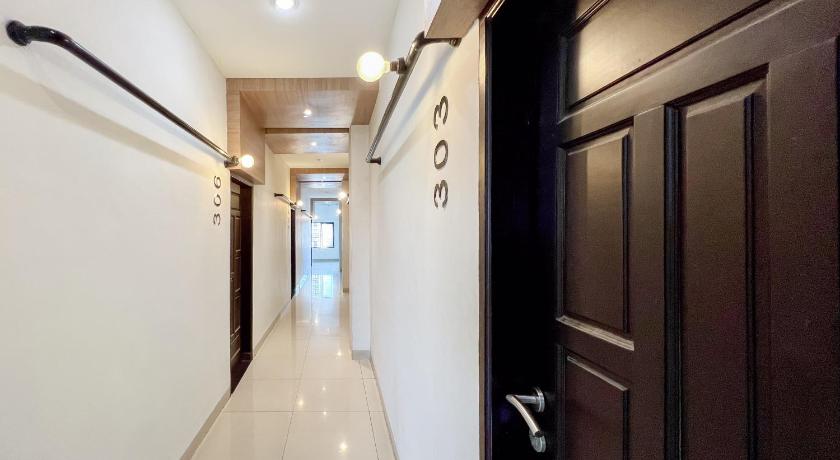 SANS Vibes Millenium Inn Medan - image 16