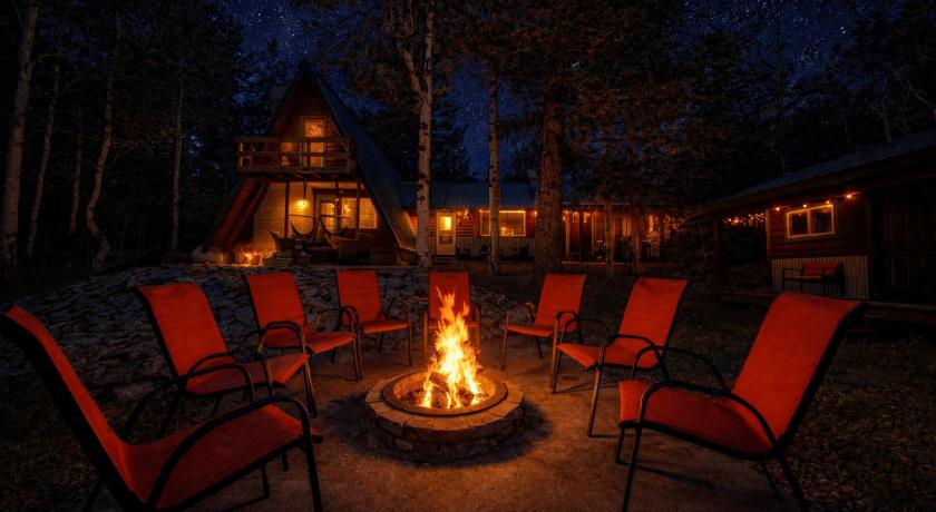 아일랜드 파크 (ID) Lazy Moose Lodge Large Family Cabin Near Yellowstone in Island Park 4성급 숙소 객실