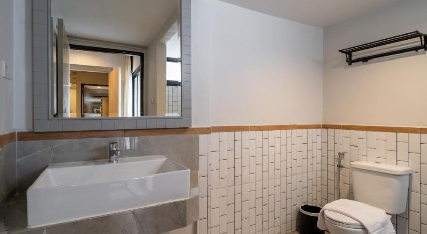 Image of Standard Twin Room 5