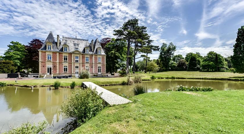 Chateau Cote de Nacre