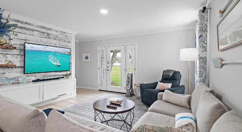 Image of Two-Bedroom Apartment 12