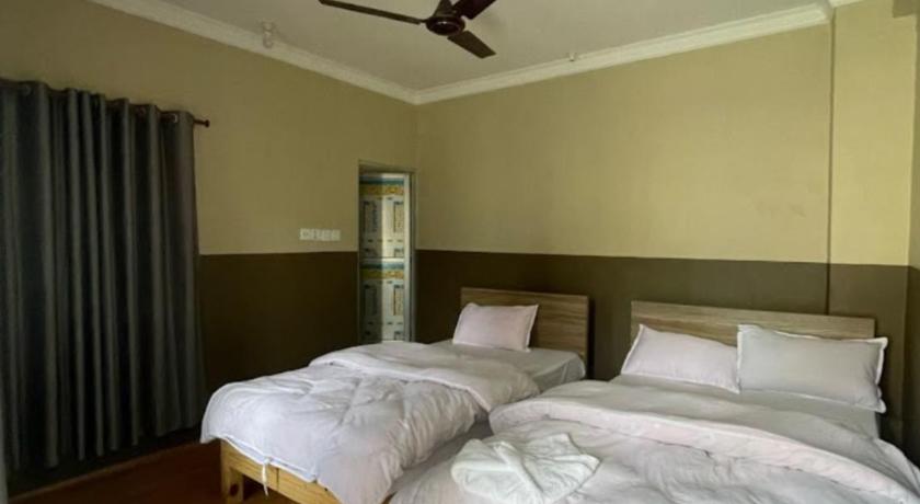 Hotel Lake Heaven — Pokhara (2)