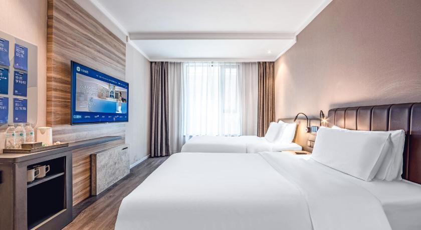 Hanting Premium Hotel Shanghai Loushanguan Road Metro Station