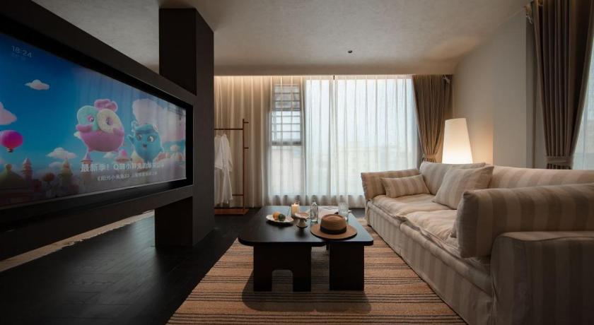 Beihai 花筑北海自在树度假酒店 Hotel pool