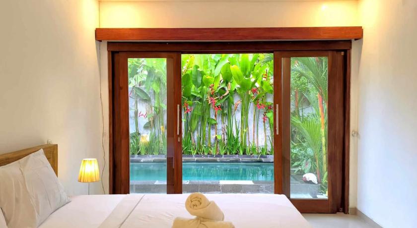 Tampilan Nimis Villa
