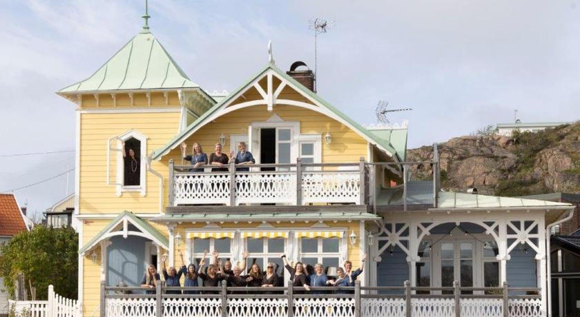 Strandflickornas Annex Gula Villan
