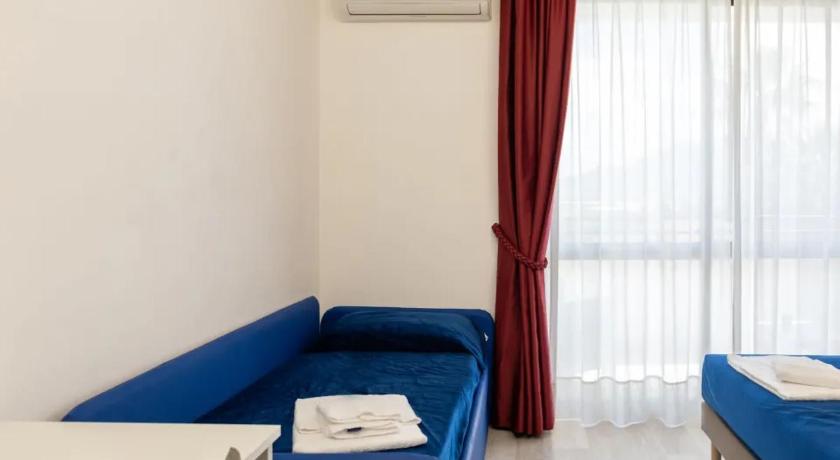 Image of Triple Room 3