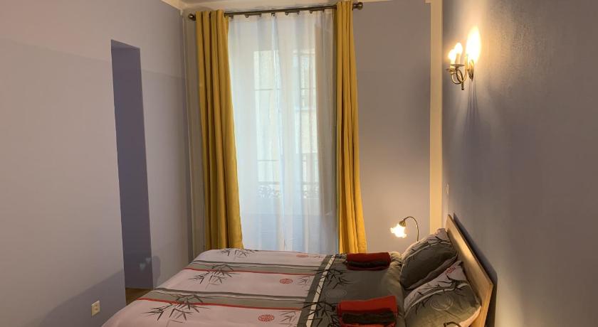 Image of Double Room with Private Bathroom 1