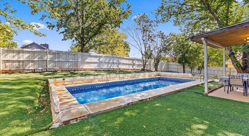 코린스 (텍사스) XL house close to UNT TWU fast drive to DFW AT&T 4성급 숙소 객실