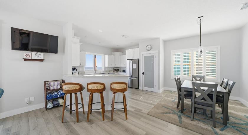 パーム・コースト Oceanfront Flagler Beach Luxury Home 4BR,4BA Balconies Private Beach Walkover 4つ星 宿泊施設 客室