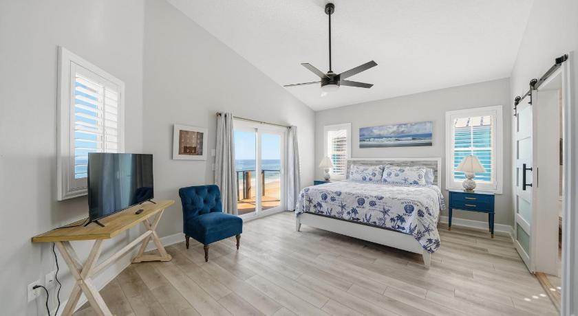 パーム・コースト Oceanfront Flagler Beach Luxury Home 4BR,4BA Balconies Private Beach Walkover 4つ星 宿泊施設 スイート