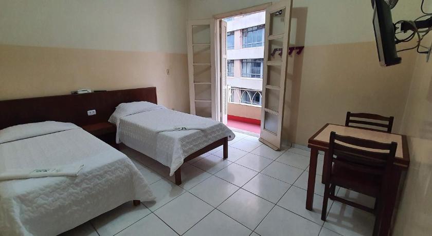 Image of Family Room with Private Bathroom 7