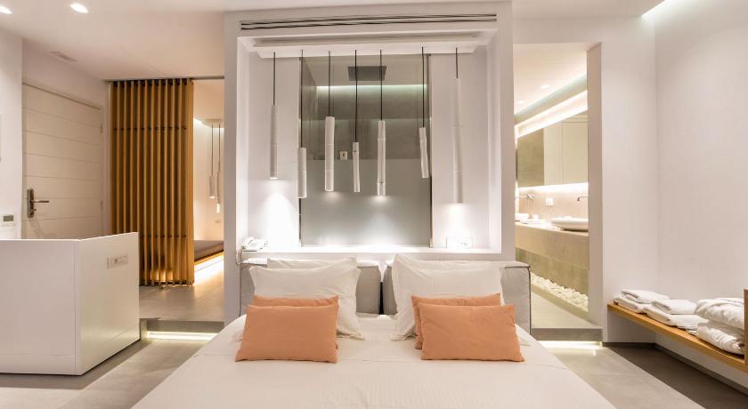 รูปของExecutive Suite with Private Pool Sea View 9