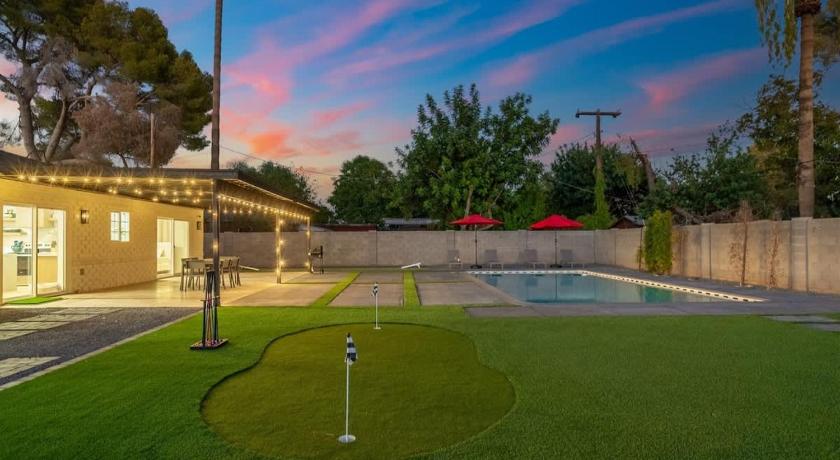 피닉스 (AZ) Downtown Phoenix Pool Pickleball Mini Putt Home AZ 4성급 숙소 부대시설