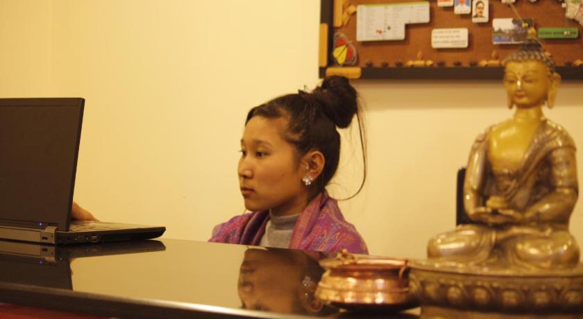 Hotel Buddha Land photo