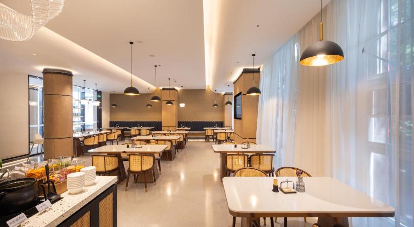 Atour Hotel Hefei Huaihe Road Pedestrian Street City Government Plaza - image 3