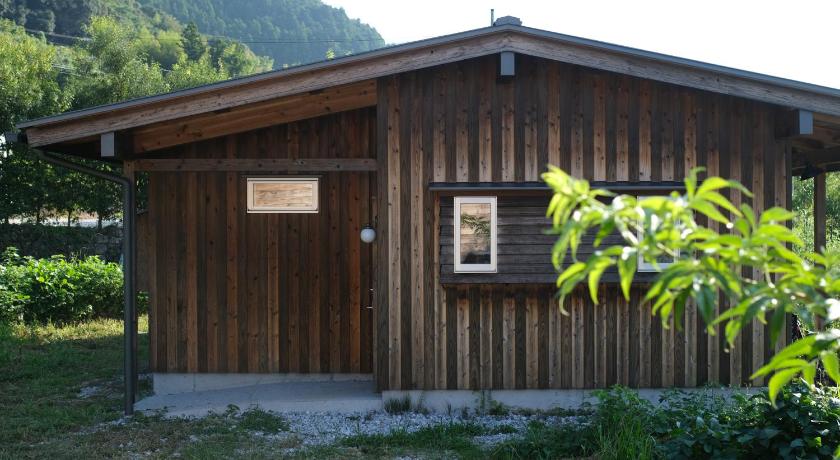 Lotus Retreat ロータスリトリート 高知空港から車で30分 山のふもとの一棟貸しコテージ