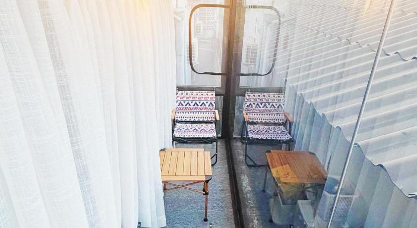 Image of Family Room with Terrace 6