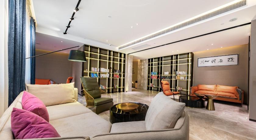 Atour Hotel Hefei Huaihe Road Pedestrian Street Mingguang Road Metro Station - image 2